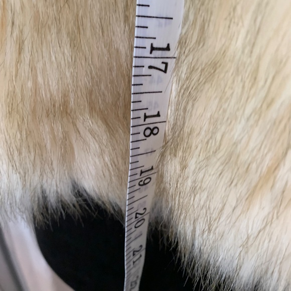 Skies Are Blue Cream Faux Fur Jacket - Picture 4 of 11
